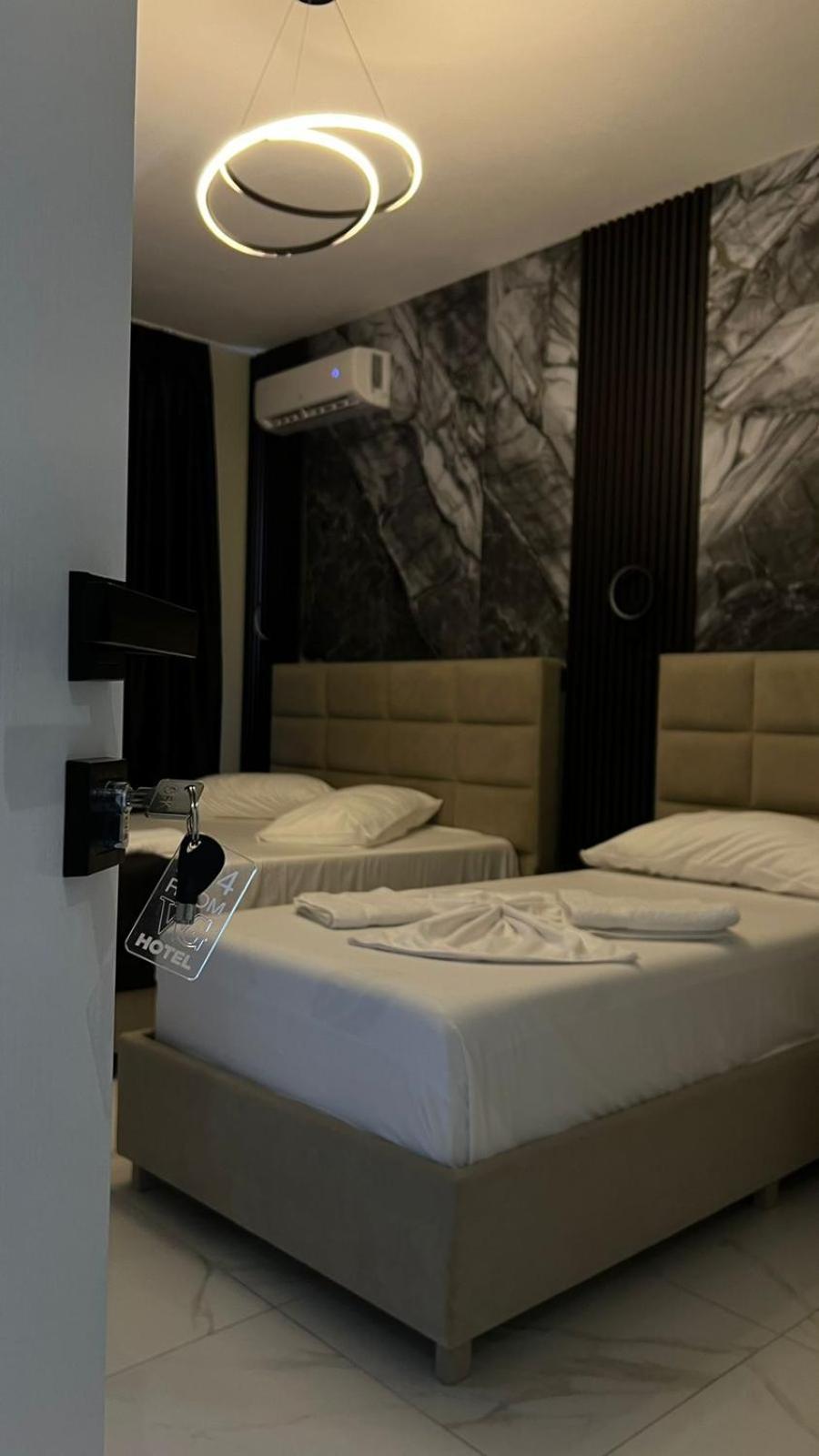 Wg Hotel 卡萨米尔 外观 照片